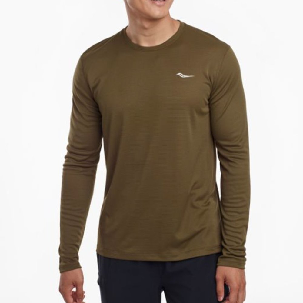 NWT Saucony Stopwatch Long Sleeve Workout Top